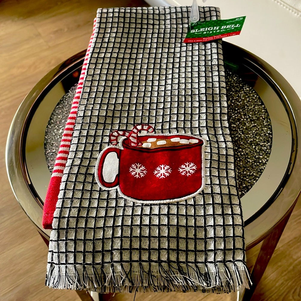 NWT COCOA & PEPPERMINT DISHTOWELS (2)
